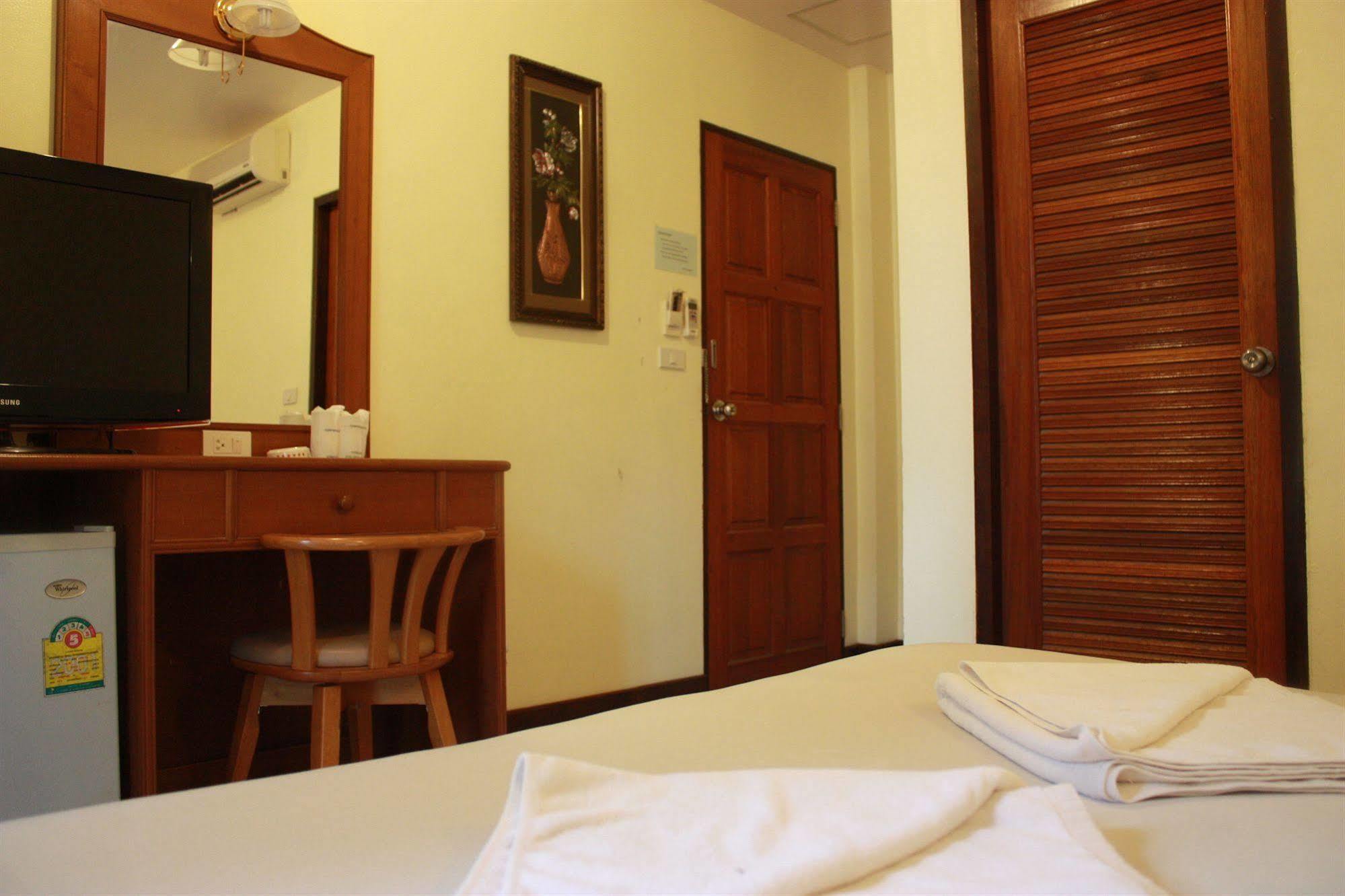 Amorn Mansion Ao Nang Exterior photo